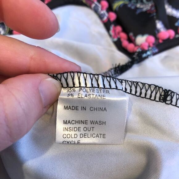 Tracy Negoshian Tiana Black Paisley floral shift dress size Medium NWT - Picture 12 of 16